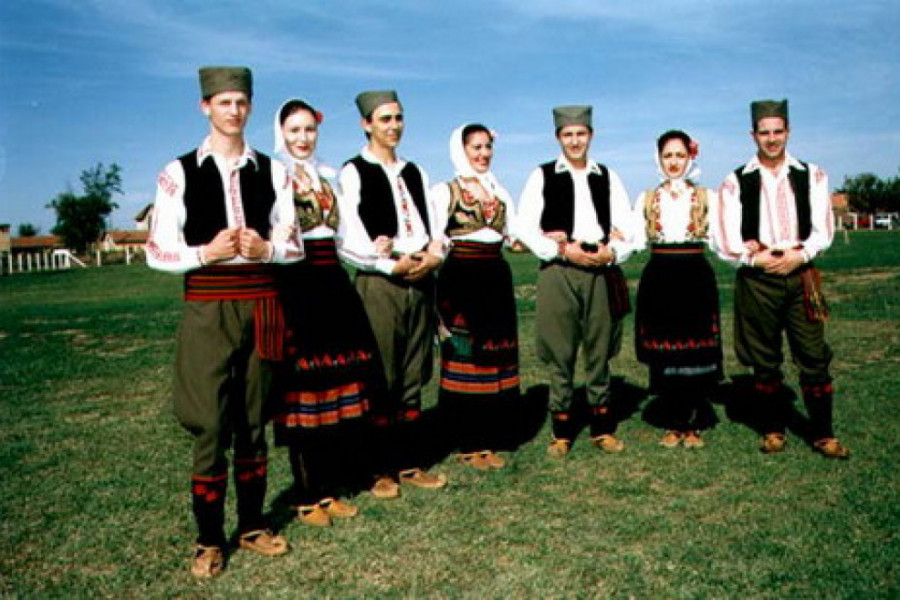 ZAUZIMA POSEBNO MESTO U SRPSKOJ TRADICIJI Raznovrsne narodne nošnje imale su mnogostruka značenja u životu naroda  (FOTO/VIDEO)