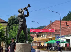 Dragačevci ne zaboravljaju VELIKANE koji su proslavili njihov kraj: Ulice i trg u Lučanima i Guči od ove godine nose nova imena, i to POSEBNA