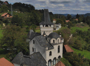 MISTERIOZNI DVORAC ODUZIMA DAH Slikar Ljubivoje otkriva tajnu njegove izgradnje (FOTO/VIDEO)