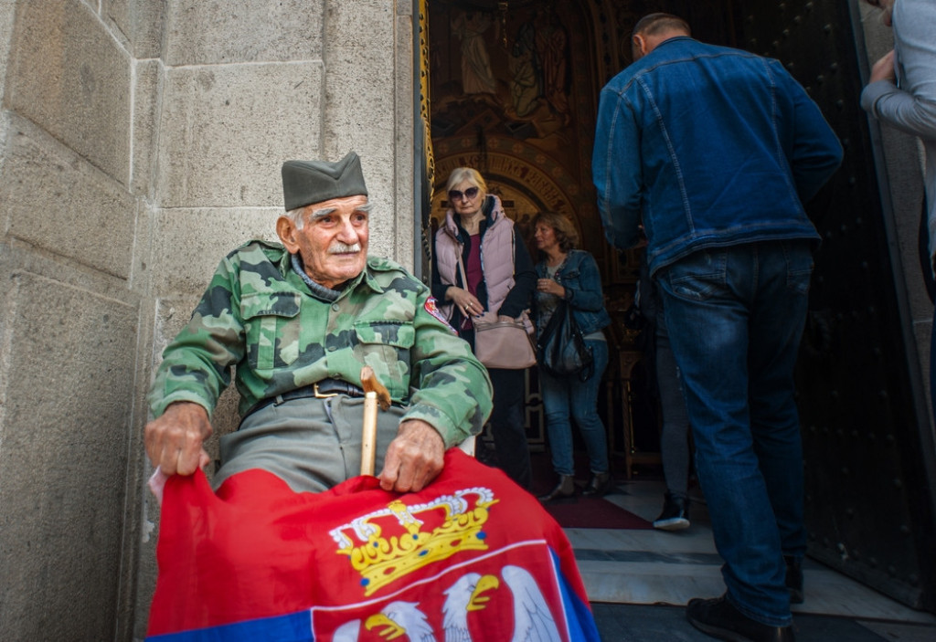 DEDA ĐORĐE, ČUVAR GROBLJA NA ZEJTINLIKU SLAVI 95. ROĐENDAN: JEDNU ŽELJU IMAM! Moj amanet Srbiji! SVI SRBI OVO TREBA DA ZNAJU!