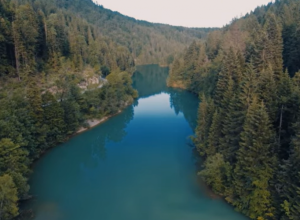Nepoznato jezero na obroncima Tare: Kristalno čista voda koristi se za piće bez ikakve prerade