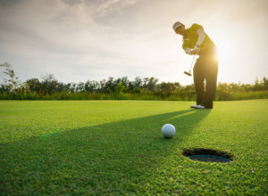 PRVI GOLF KLUB U SRBIJI Jedan od sportova sa najvećim brojem poklonika u svetu, sve popularniji i kod nas!