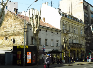 SRPKINJA IZDAJE STAN NA PERIFERIJI GRADA ZA 100 EVRA: Neće da poveća kiriju iz jednog razloga! DA LI SAM BUDALA ILI ČOVEK?!
