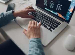 KOGA TO MI NAJVIŠE ZANIMAMO? Evo koja država najviše pretražuje Srbe na internetu