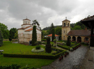 SVETINJA SAGRAĐENA U MORAVSKOM STILU Zadužbina je nepoznate porodice koja je pripadala vlasteli kneza Lazara