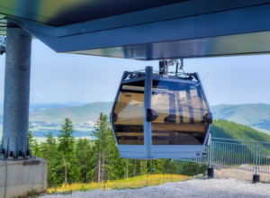 U SUSRET DEČIJOJ NEDELJI Najduža gondola na svetu treba detetu da raste do neba (FOTO/VIDEO)