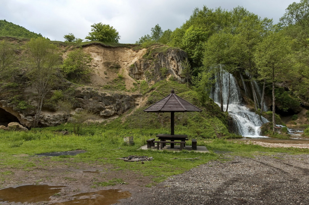 Oživljavanje sela Gostuša: Kako je jedno zaboravljeno selo postalo turistički dragulj