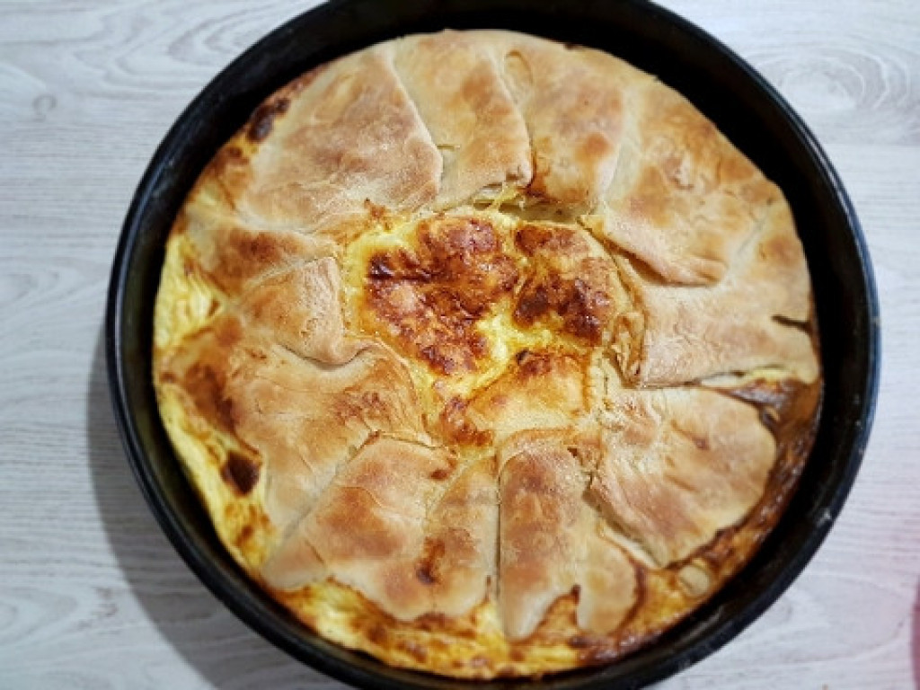 PITA KOJA JE BILA OMILJENA U JUGOSLAVIJI Ako vam je dosadila standardna, evo jednog starog i dobro poznatog recepta