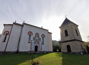 KAMENI ČUVARI SRPSKE ISTORIJE Porodice su im podigle spomenike, iako se nikada sa ratišta nisu vratili kućama (FOTO)