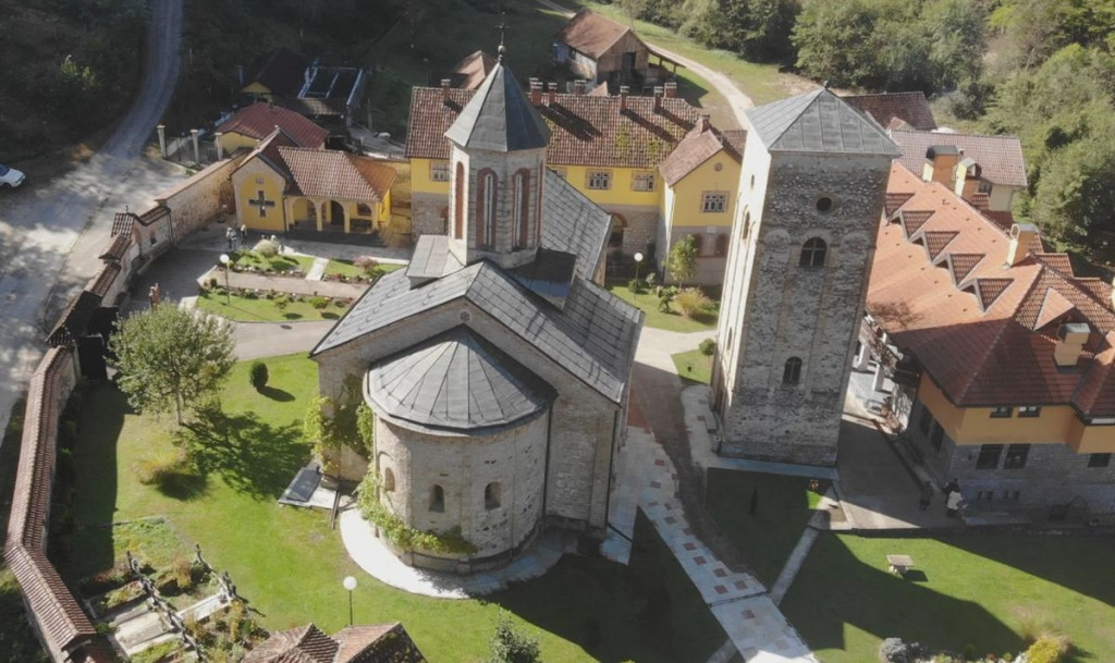 SVE U OBELEŽJU SRPSKOG PISMA Prva ćirilična biciklijada održava se u Bajinoj Bašti, biciklom do Manastira Rača