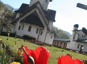 BOŽIJE ZAPOVESTI NA "PUTU VERE" Manastir Soko je podignut na platou „Neveste sultanove”, najomraženijeg turskog utvrđenja (FOTO/VIDEO)