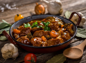 NAJBOLJI Domaći pastirski RECEPT za gulaš kakav još niste probali, ODUŠEVIĆE VAS