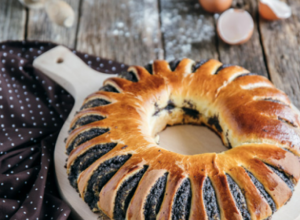 IDEALNA ZA PRAZNIKE I U ZIMSKE DANE Makovnjača je neprevaziđena poslastica naših staramajki (FOTO/VIDEO)