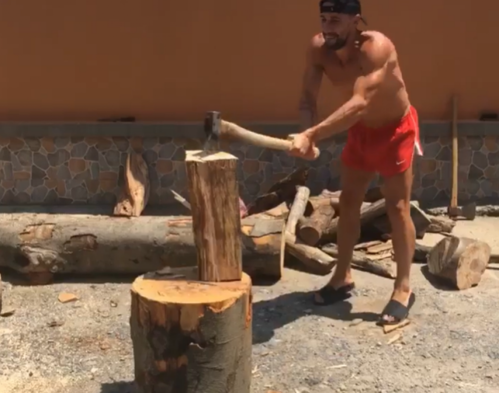 ZBOG FUDBALA SE ODREKAO "IĆ" Zvali su ga seljakom, pa se zainatio da im pokaže kako može da se uspe u životu (FOTO/VIDEO)