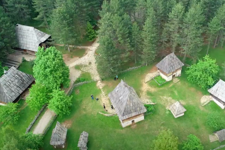 VEKOVNA UMEĆA I VEŠTE RUKE NARODNE Pre doba masovne proizvodnje dobara ovi zanati su služili našim precima (FOTO/VIDEO)