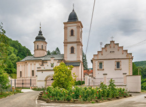 VERNICI KAŽU DA JE ČUDOTVORNA U manastiru na Fruškoj gori čuva se freska stara više od 500 godina (FOTO)