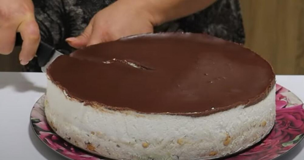 ČUDO TORTA GOTOVA ZA 20 MINUTA Pravi se brzo i lako, a ukus će vas osvatiti bez teksta (VIDEO)