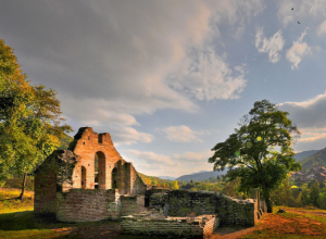 OKO KURŠUMLIJE PRONAĐENO 11 IZGUBLJENIH GRADOVA Tim arheologa iz Prokuplja i Beograda otkrio i jednu antičku palatu