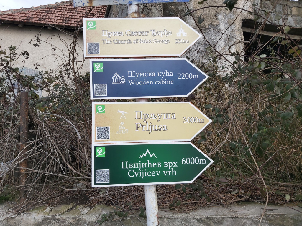 OVAJ PLANINSKI BISER NEDALEKO OD BEOGRADA DOBIJA SAVREMENE PUTOKAZE Najmodernije table sa "QR kodom" od danas na Rudniku vode do svih znamenitosti "krova Šumadije" (FOTO)