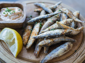 KOD NAS JE NAJJEFTINIJA, A TOLIKO JE ZDRAVA Ovo je spisak najzdravijih riba, jedna košta samo 300 dinara po kilogramu