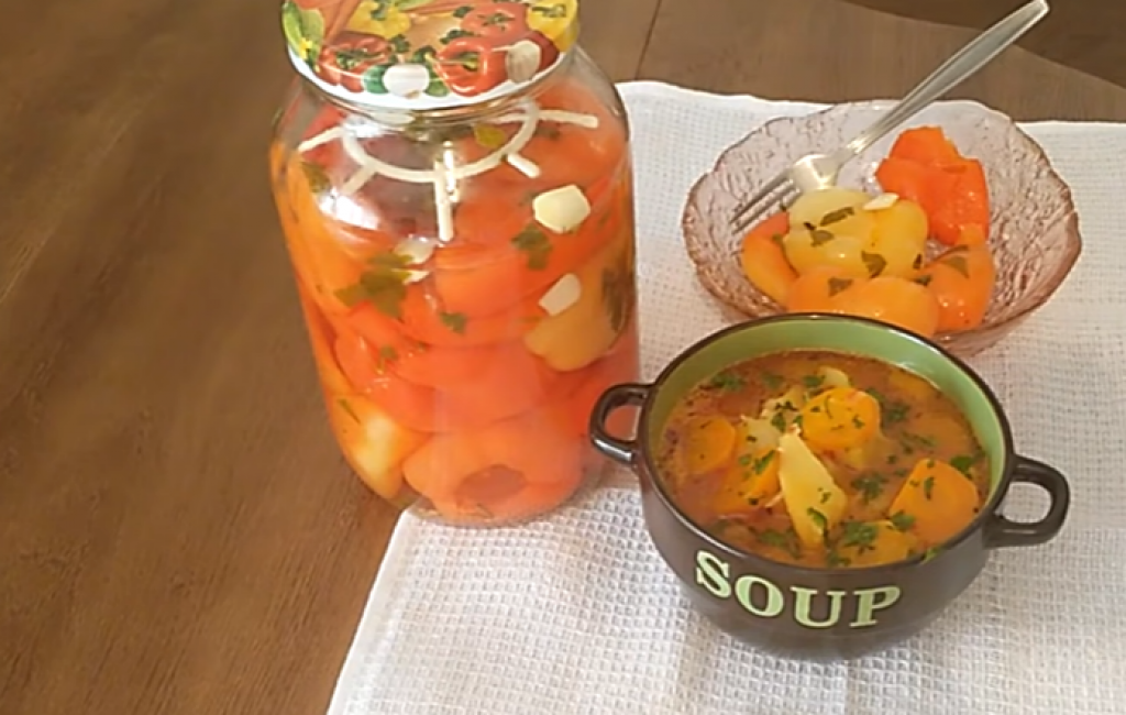 POSNI KROMPIR PAPRIKAŠ NA BAKIN NAČIN Zasitno jelo za ručak u ove dane posta je sve što Vam treba (RECEPT)