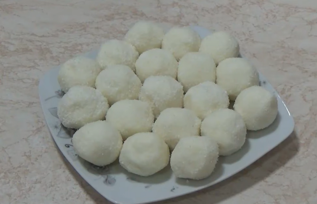 VEROVALI ILI NE I OVO JE MOGUĆE: Posne rafaelo kuglice, veoma su ukusne, bićete glavni na slavama! (RECEPT)