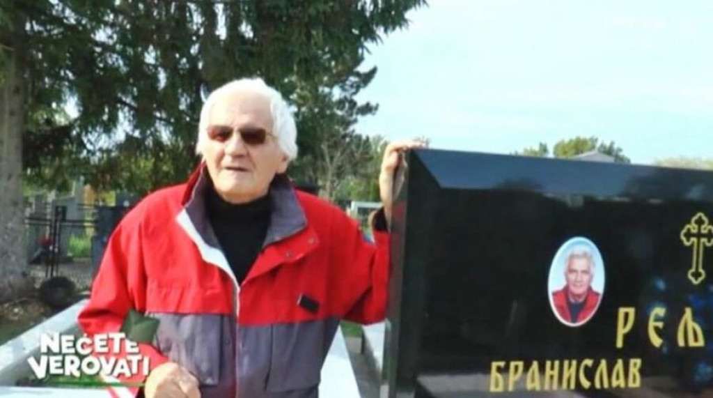 PREDVIDEO KAD ĆE UMRETI, PA UREZAO NA SPOMEN-PLOČU: Smrti se ne boji, odredio i kad će supruga „otići na onaj svet“