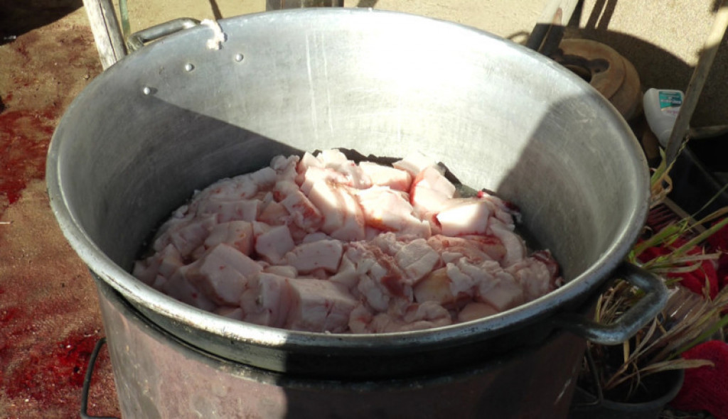 NEKADA JELO ZA SIROTINJU A DANAS POSTAJE LUKSUZ NA TRPEZI I PRILIKA ZA ZARADU PROIZVOĐAČA