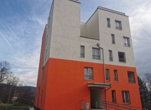 SVE SMO IZGUBILI U OLUJI I OSTALI BEZ KROVA NAD GLAVOM Danas je agoniji došao kraj, izbeglice iz Hrvatske dobile stanove u Srbiji