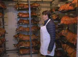 JEDNO PRASENCE ISEČE ZA SAMO OSAM MINUTA Snežana jedina u svom kraju koja se bavi ovim teškim poslom