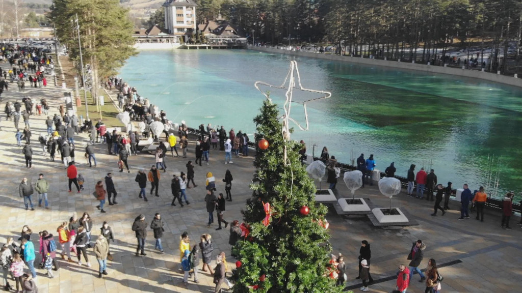 OBORORENI SVI REKORDI Najpopularniju srpsku turističku destinaciju posetilo više od 100.000 ljudi tokom praznika