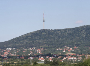 OVO JE PRVO ŠTO VIDITE KADA SE PRIBLIŽAVATE BEOGRADU Bio je remek delo arhitekture, srušio ga NATO, a opet je postao jedan od simbola prestonice