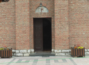 Zbog Jovanove sudbine plakala je čitava Srbija: Ostavljen kao beba na pragu crkve, to je bilo majčino poslednje zrno vere da će ga neko pronaći