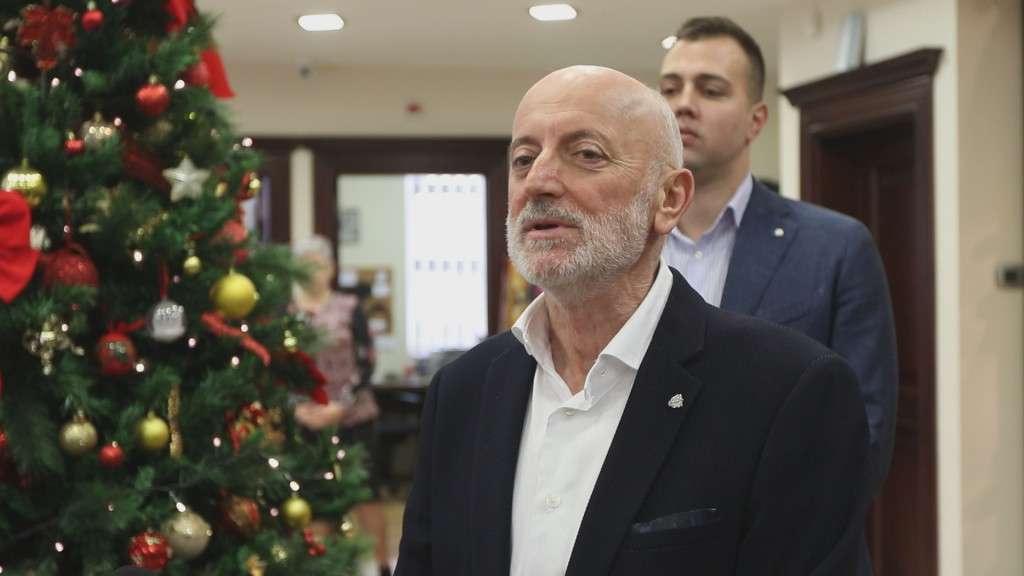 KRALJ KOŽE IZ POŽEGE, OD MALE ZANATSKE RADNJE DO SVETA Oduševio čak i Putina koji je iz Srbije u Rusiju poneo njegovih ruku dela