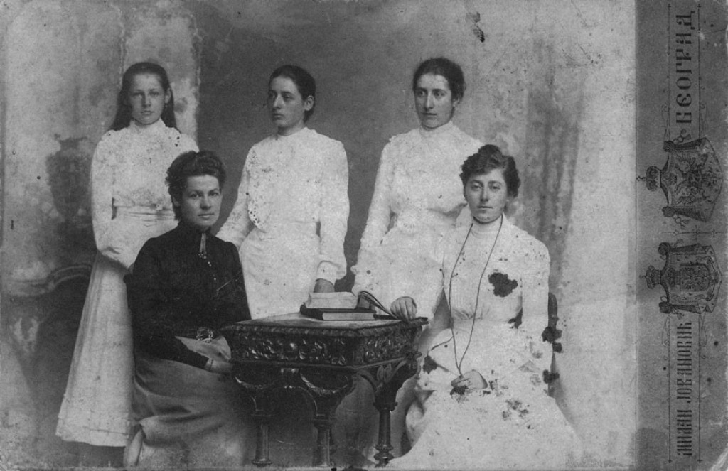 DOPISIVALA SE SA TOLSTOJOM Prelepa sestra čuvene srpske slikarke za koju malo ko zna