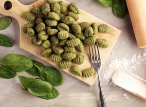 3 MOĆNE PROLEĆNE NAMIRNICE KOJE DAJU ENERGIJU: Ovo bi trebalo da se nađe na vašoj trpezi u MARTU