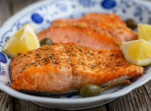 BITNO JE DA JE UMOČITE U OVO Evo kako da vam riba za Svetog Nikolu bude mekana i sočna