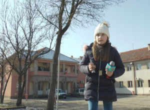 Malena Ejpril O Nil iz Mojsinja: Ona je najmlađa reporterka u Srbiji, Mila beleži mnoge priče a jedna humana o komšiji Lazu obišla je čitavu državu