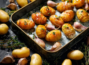 POSNO IZ RERNE: Krompir na MANASTIRSKI NAČIN koji se brzo i lako sprema (RECEPT)