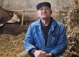 NJIHOV SIR I KAJMAK OBILAZI SRBIJU Miloljub iz sela Gornja Gorevnica kod Čačka drži porodicu na okupu i bave se preradom mleka