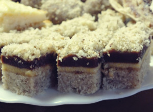 FINE STARINSKE trobojne ŠTANGLICE od oraha U Vojvodini se na drugi dan Božića ili Uskrsa krštenom ili venčanom kumu nosi "kolač" (RECEPT)