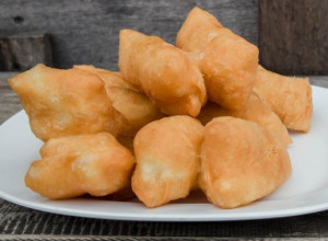 SA NJIMA NIKADA NEMA GREŠKE Recept za brze uštipke koje će ukućani obožavati, idealan i za nenajavljene goste
