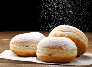 VRATIĆE VAS U DETINJSTVO Recept za vazdušaste krofne kojima niko ne može da odoli