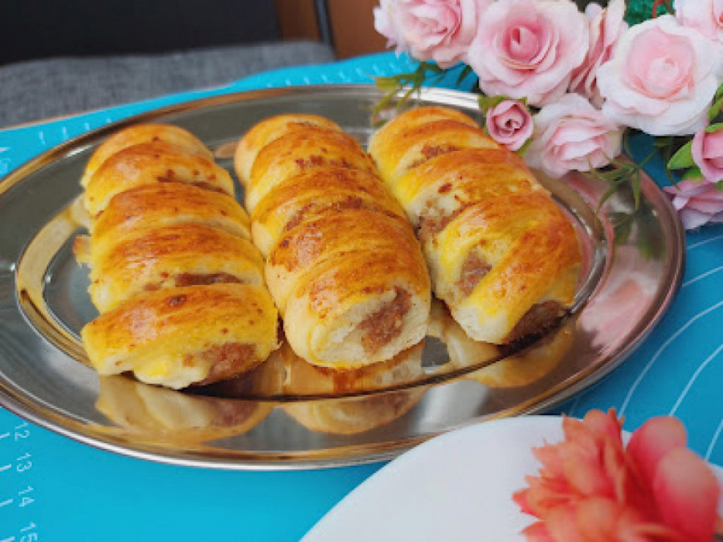 Fine, mekane rolnice punjene mesom: Recept koji će vas oduševiti (VIDEO)