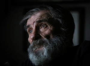 PRODAO SAM SESTRU JEVREJKI ZA PAR ŽUTIH CIPELA: Miša Janketić nikad sebi nije oprostio što su mu na PREVARU odveli sestricu, a reči pokojne MAJKE su mu ODZVANJALE celog života