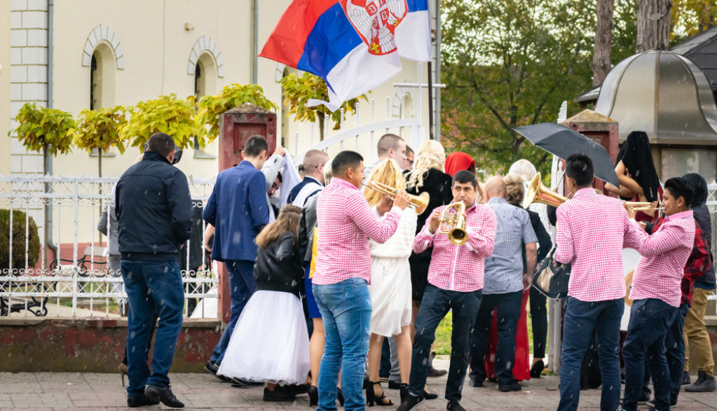 DANAS JE SVETLI (VASKRŠNJI) UTORAK: Narodna verovanja vezana za ovaj dan - Šta bi trebalo, šta se ne sme, a šta valja i zašto je dobro da danas padne kiša?