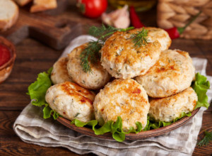 ŠNICLE OD TIKVICA: Unesite potrebne vitamine i minerali i uživajte u preukusnom obroku (RECEPT/VIDEO)
