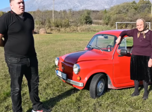 GUME TROŠI DRIFT Baka Vinka ima 80 godina, nekad je čuvala volove, a sad driftuje po Staroj planini kao Flojd! (VIDEO)
