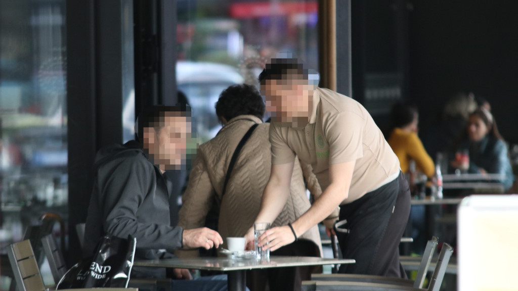 Sa ovim zanimanjem u Srbiji možete da zaradite skoro kao lekar, a fakultet nije potreban: Evo za koje poslove fale radnici i kolike su im zarade
