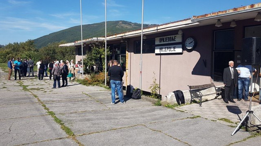 KRAJ MUKAMA za one koji se voze VOZOM DO CRNE GORE: Kontrola putnika od leta će se obavljati samo na jednom graničnom prelazu